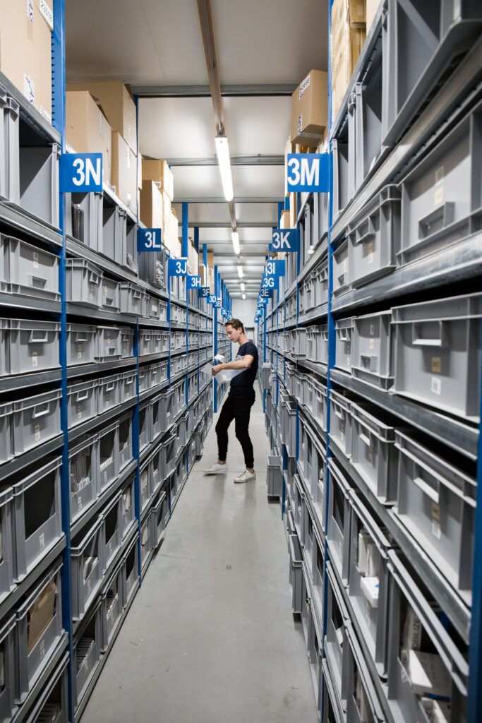 Sichtlagerkästen für eine effiziente Lagerlogistik