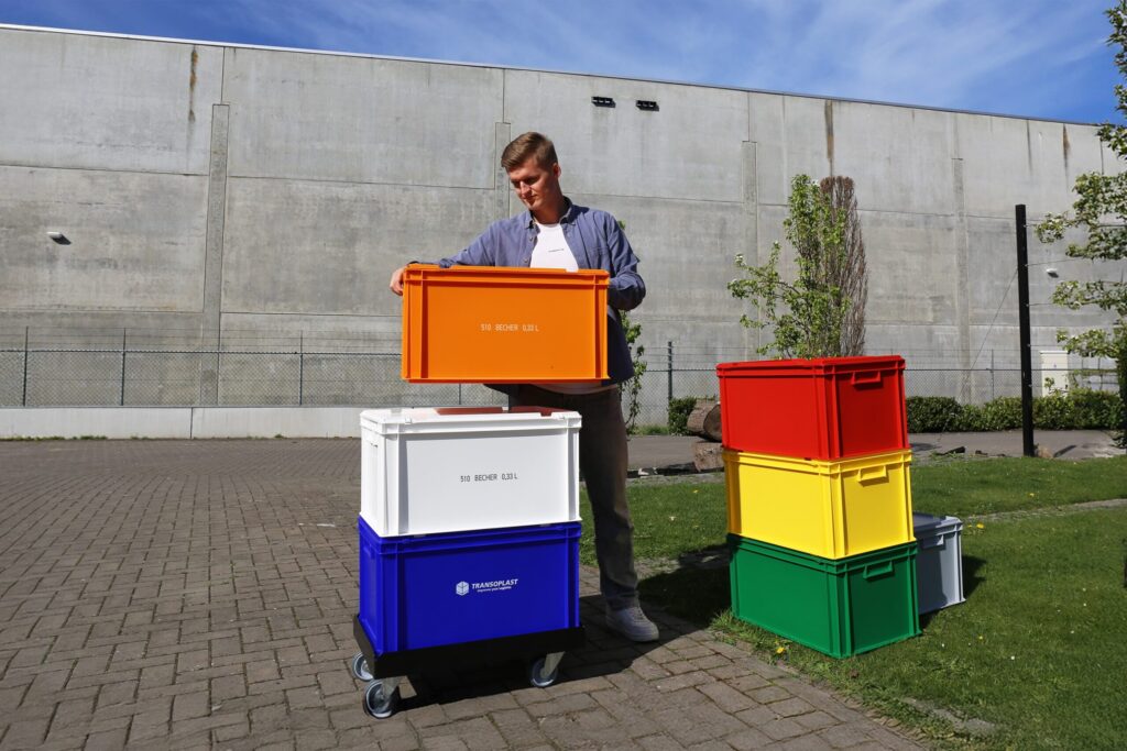 Kunststof bekerbakken voor horeca en catering: hygiëne & ruimtebesparing